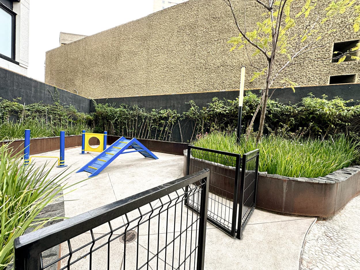 Pet garden