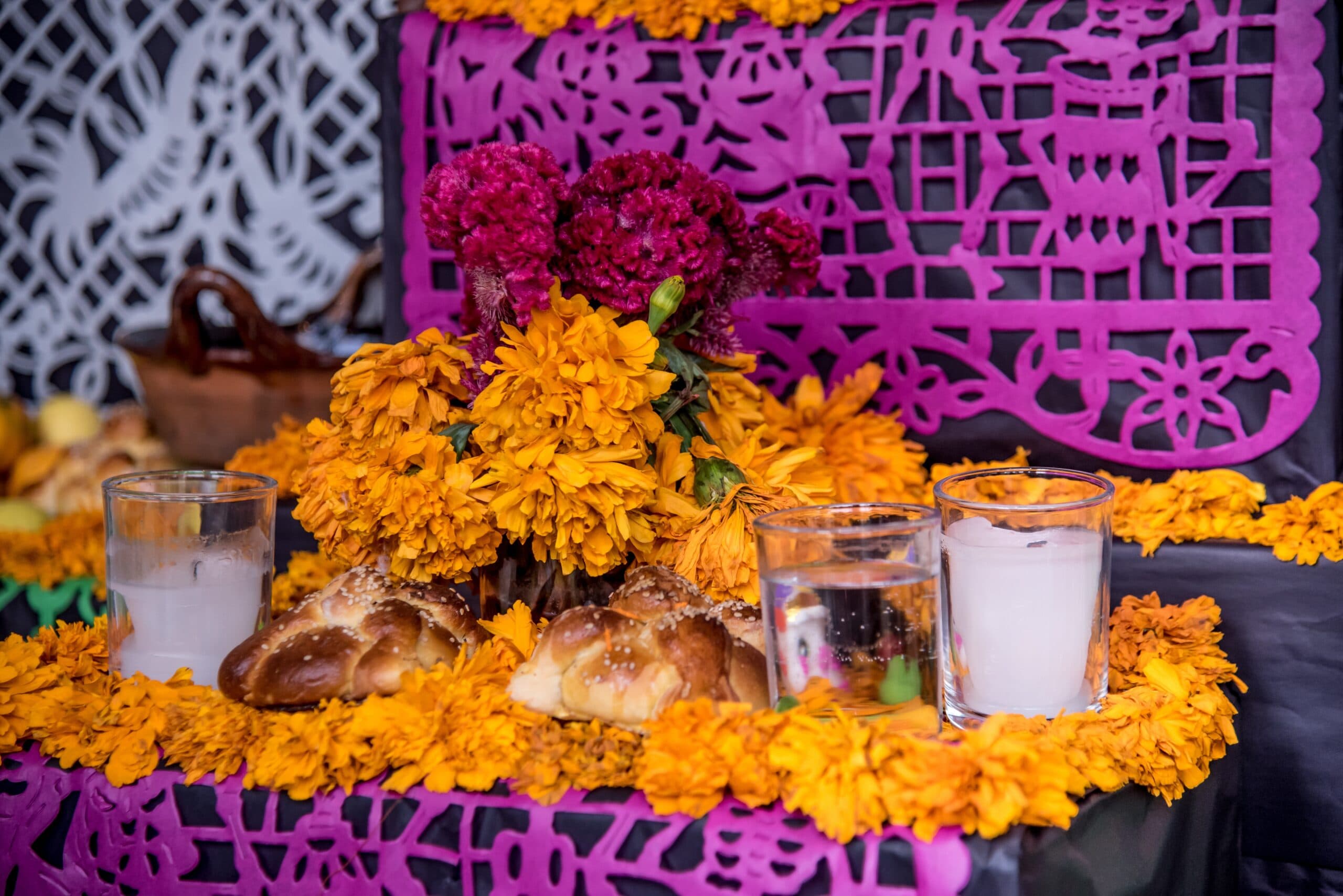 ofrendas-de-dia-de-muertos-bonitas