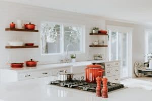 cocina-con-estilo-3-practicas-ideas-para-aprovechar-al-maximo-tu-espacio